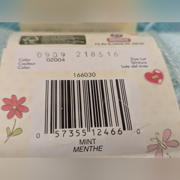 Bernat Softee Baby & Giggle Baby Yarn Lot, Mint & Giggle Green 2 skiens 240g - Picture 10 of 10
